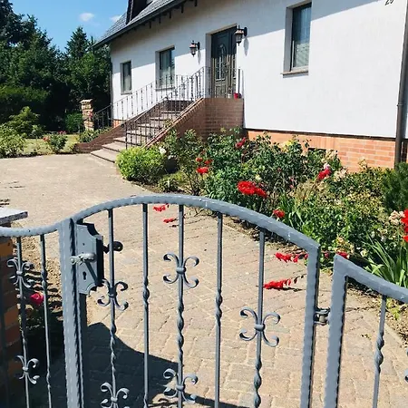 Kleines Ferienzimmer Uckermark شقة *