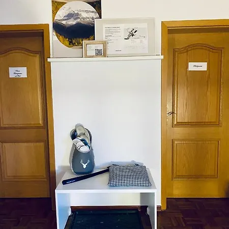 Апартаменты Kleines Ferienzimmer Uckermark Казеков